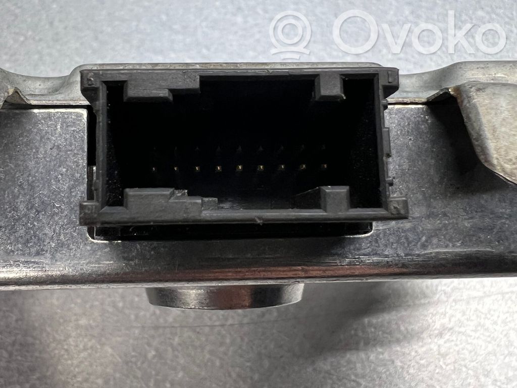 Airbag control unit/module   6976157,6976157