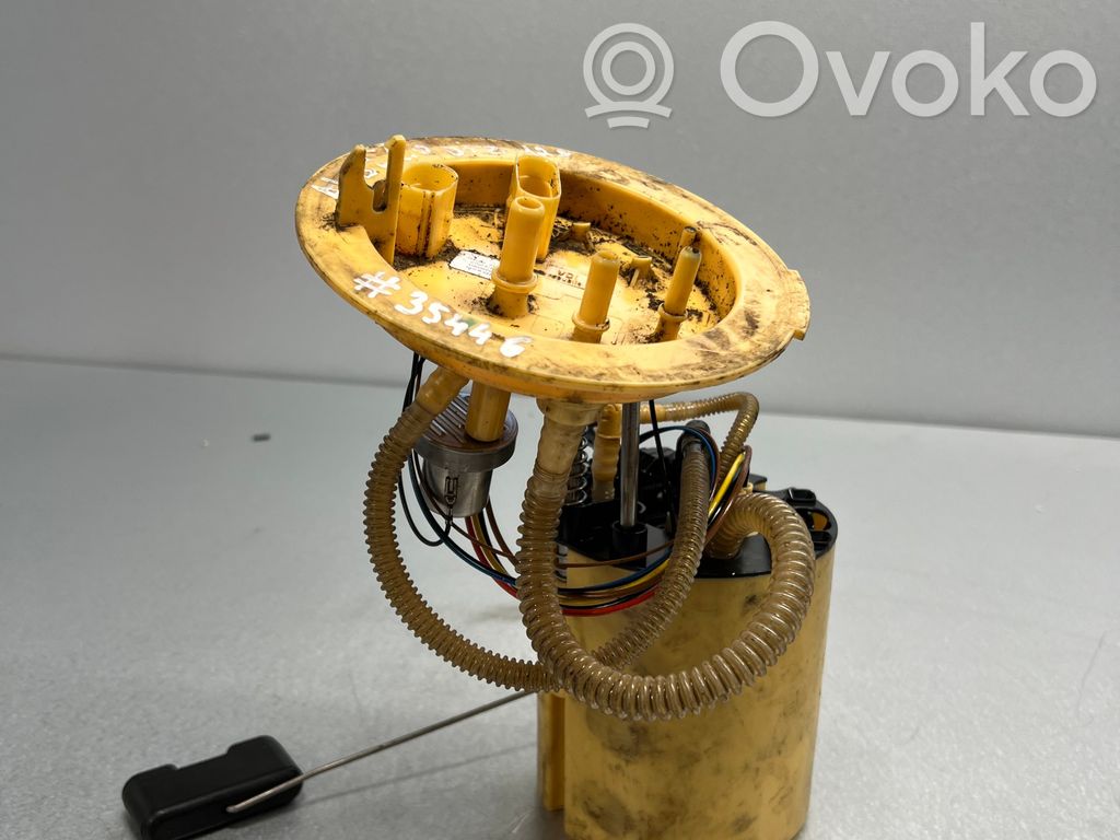 Audi A4 S4 B8 8K Bomba interna de combustible 
