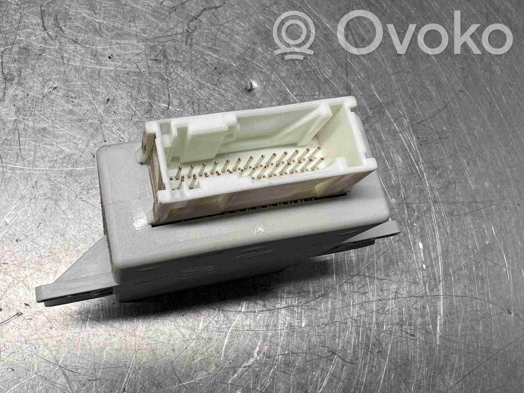 BMW 5 F10 F11 Air suspension control unit module (rear) 