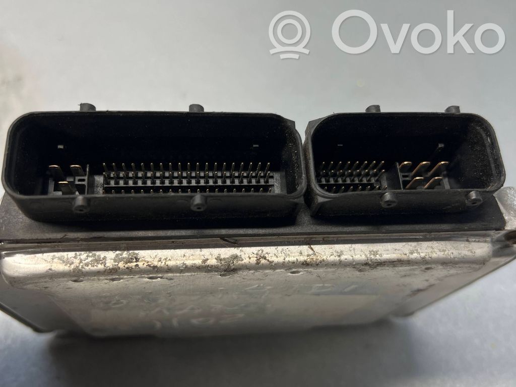 Volkswagen Golf IV Engine control unit/module 