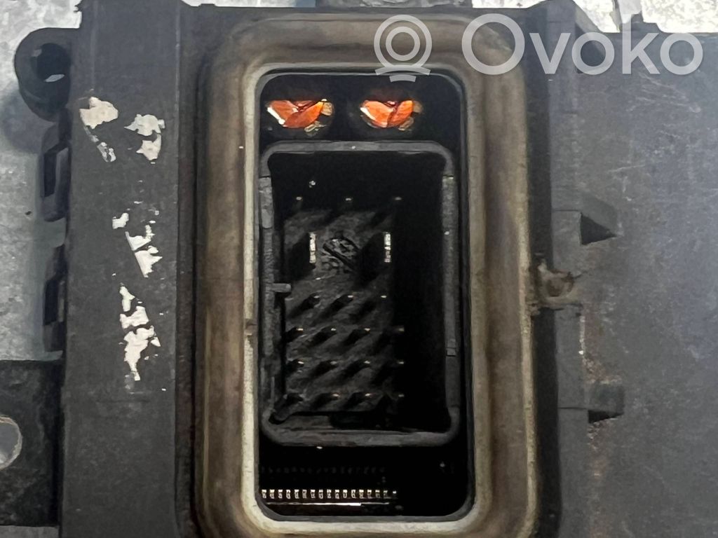 Sterownik / moduł świateł Xenon   037199074,63361910995