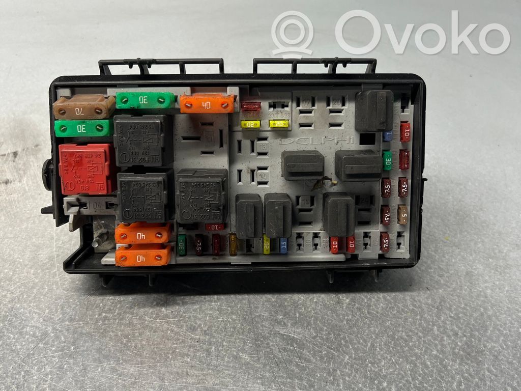 Opel Corsa D Fuse module 