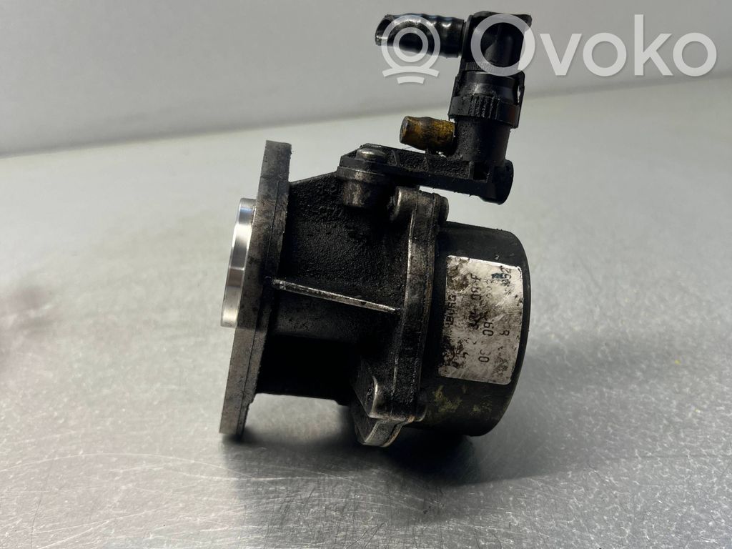 Volvo S40 Vacuum pump 