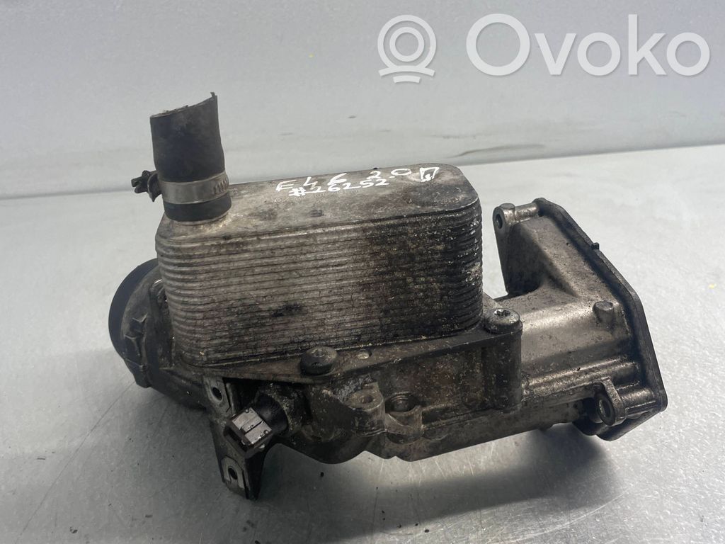 BMW 3 E46 Oil filter mounting bracket 