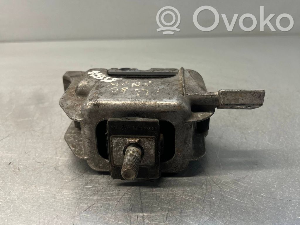 Mini One - Cooper R50 - 53 Engine mount bracket 