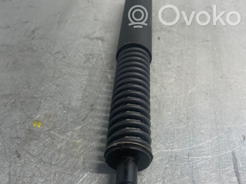 Volvo S70  V70  V70 XC Tailgate/trunk strut/damper 