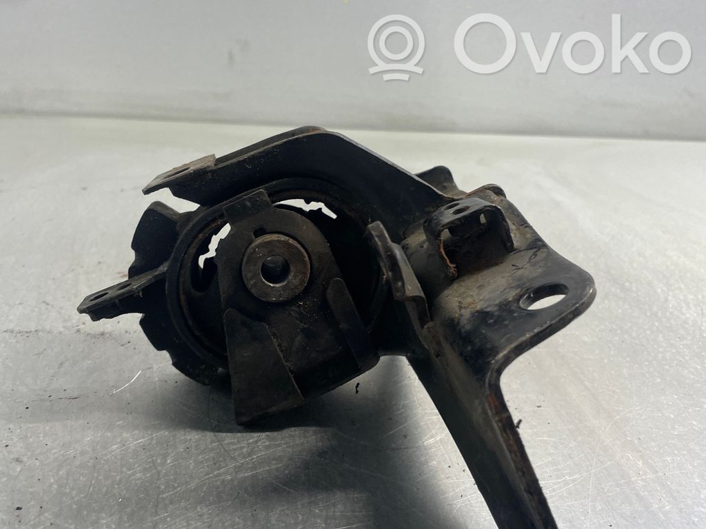 Toyota Avensis T250 Engine mount bracket 