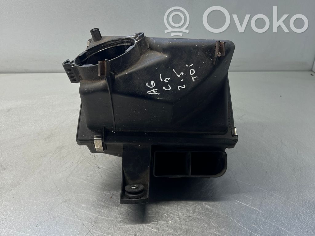 Audi A6 S6 C5 4B Air filter box 