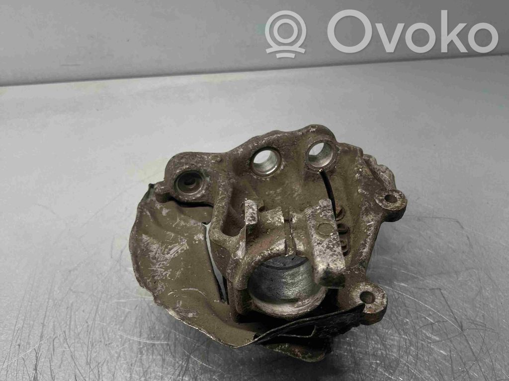 BMW 5 E39 Priekšējā riteņa rumbas vārpstas šarnīrs (stupica, capfa) 