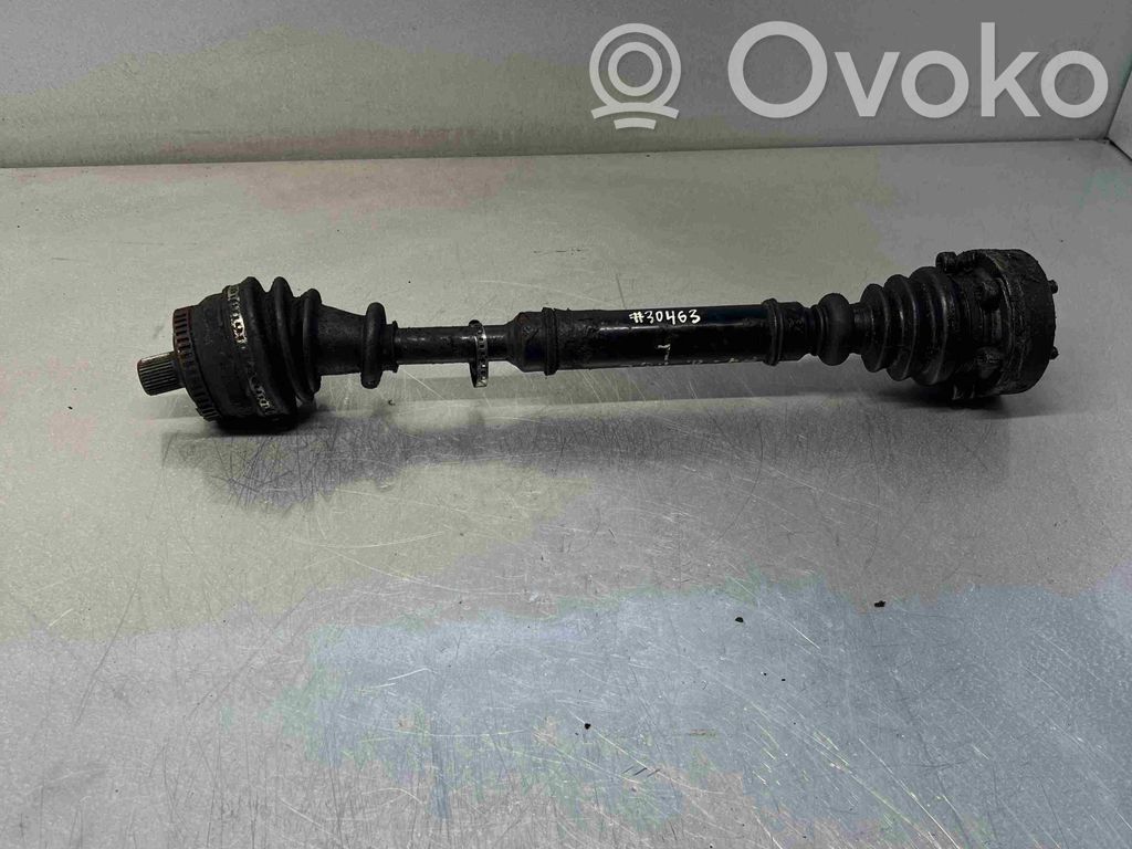 Audi A4 S4 B5 8D Etuvetoakseli 