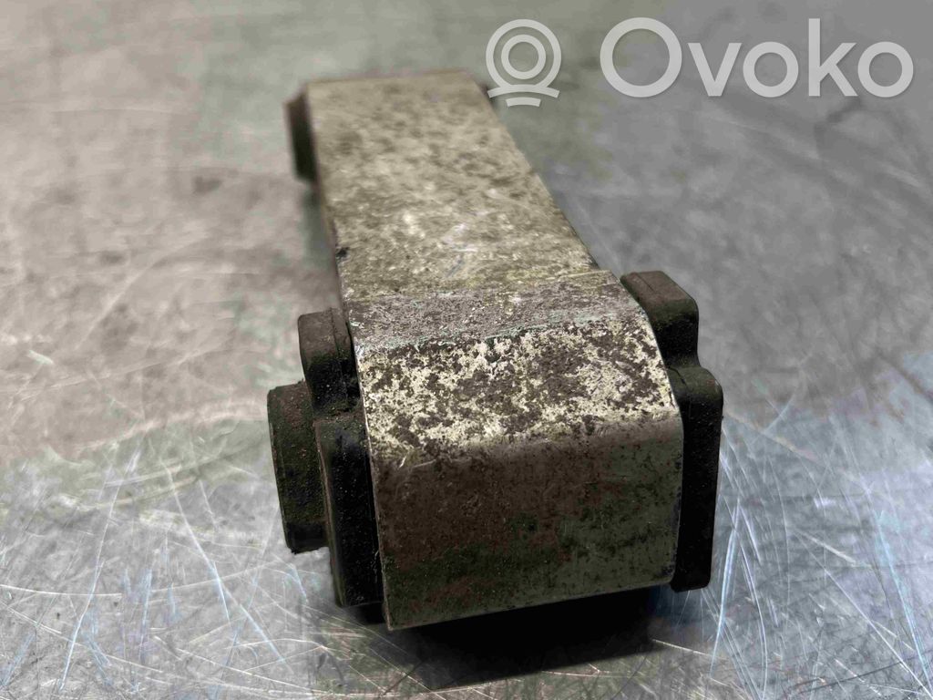 Volkswagen Sharan Engine mount bracket 