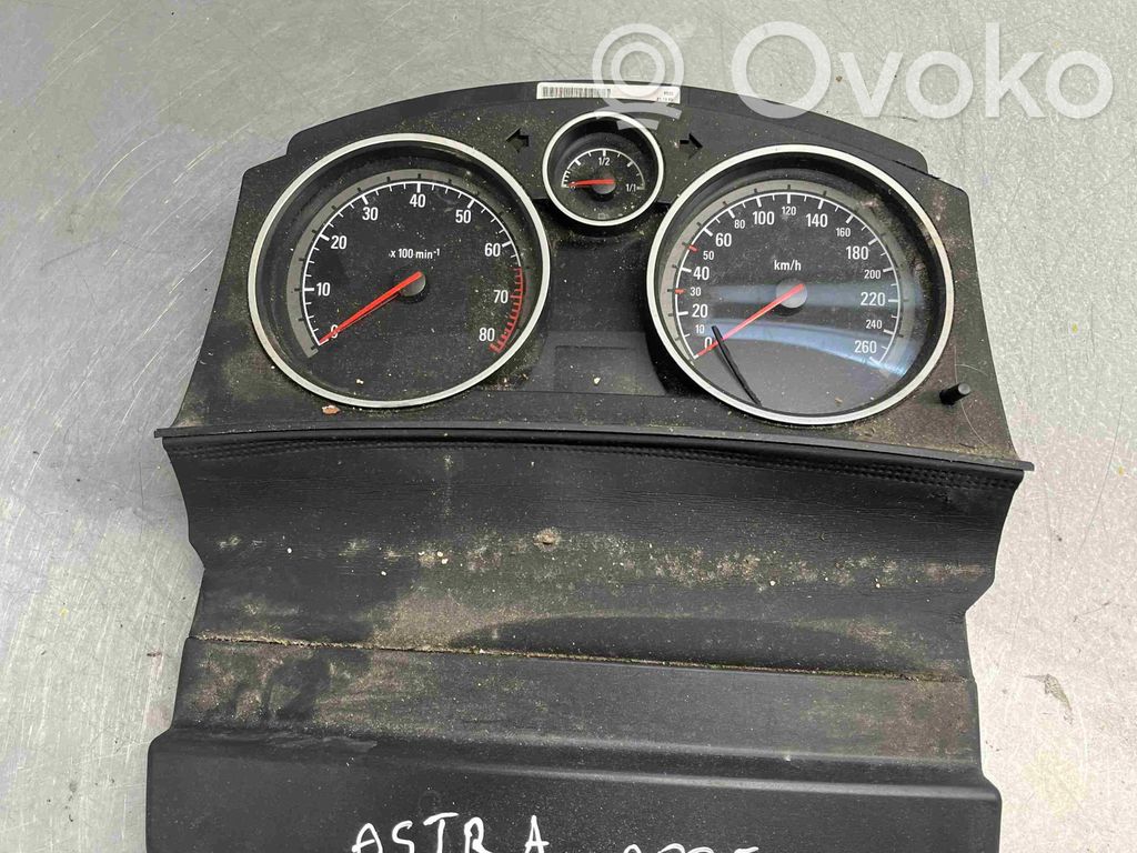 Opel Astra H Licznik / Prędkościomierz 