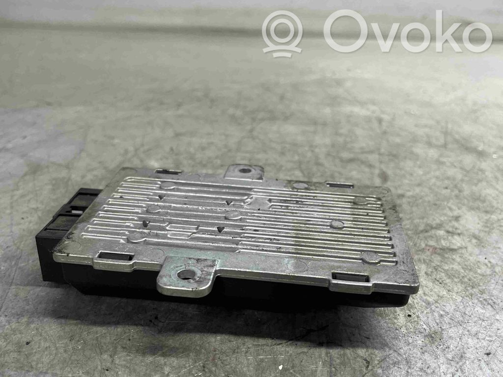 BMW 7 E65 E66 Stūres regulēšanas modulis 