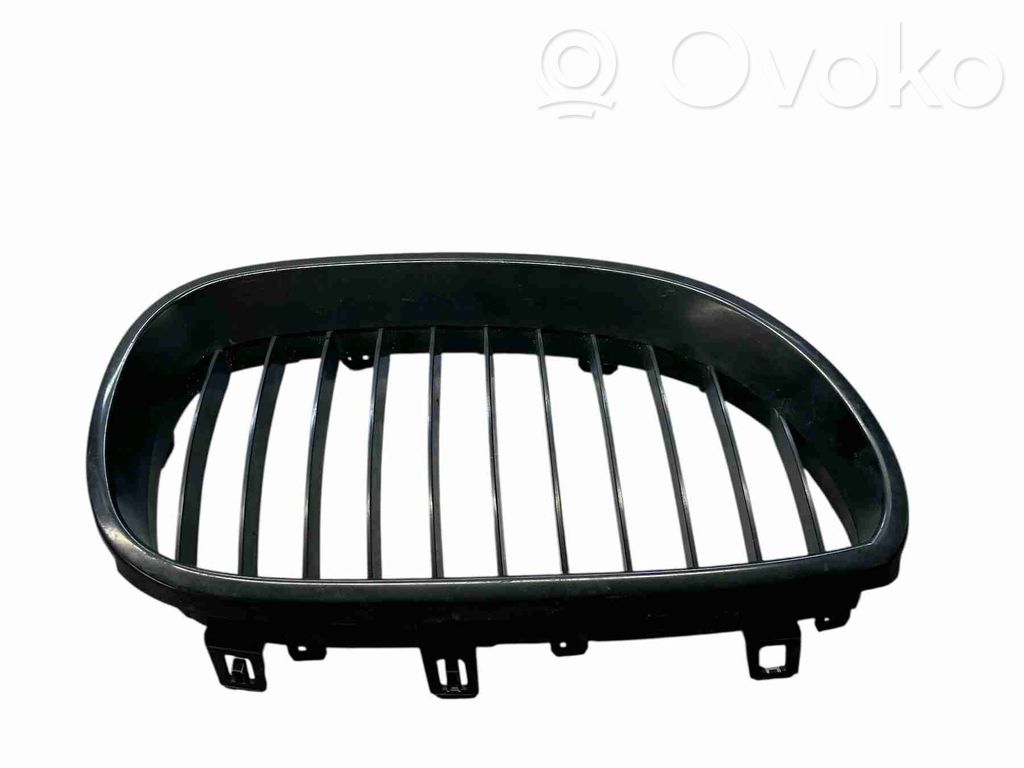 BMW 5 E60 E61 Front bumper upper radiator grill 