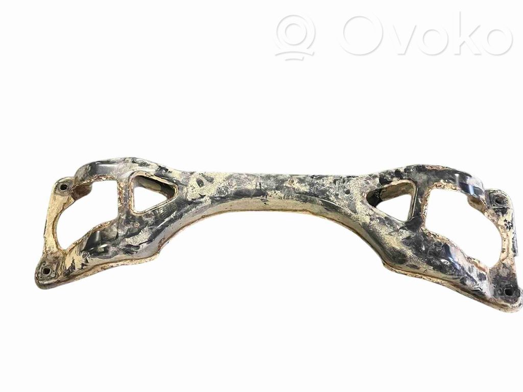 Volkswagen Touareg I Rear subframe 