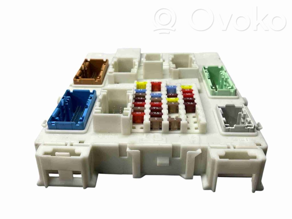 Volvo V40 Fuse module 