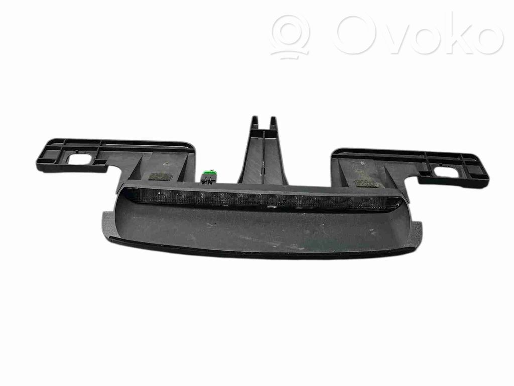 Volvo S80 Third/center stoplight 