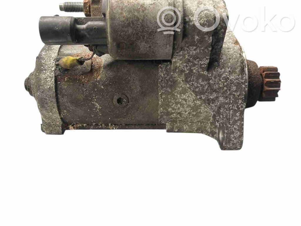 Volkswagen PASSAT B7 Motor de arranque 