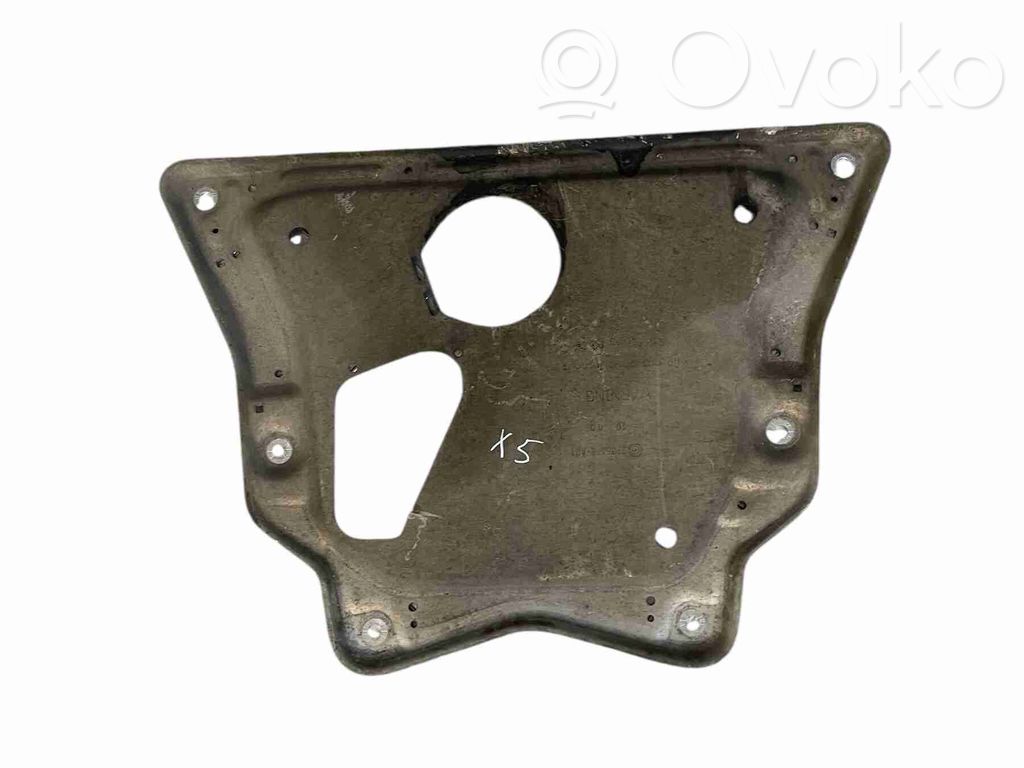 BMW X5 E70 Engine splash shield/under tray 