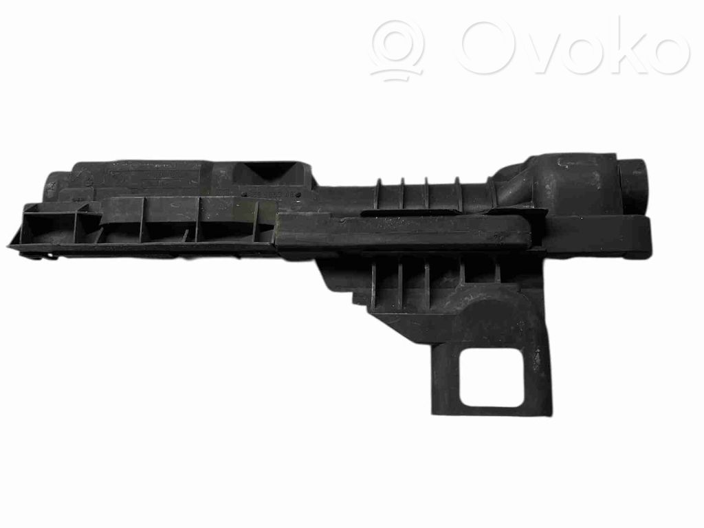 BMW X3 E83 Radiator mount bracket 