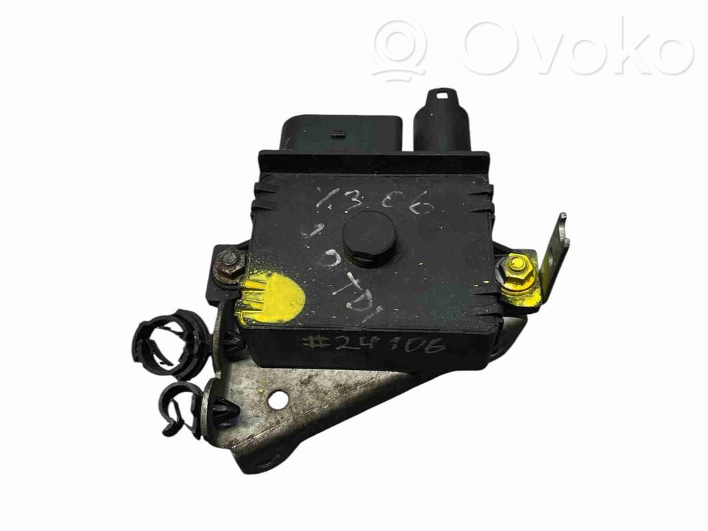 BMW X3 E83 Glow plug pre-heat relay 