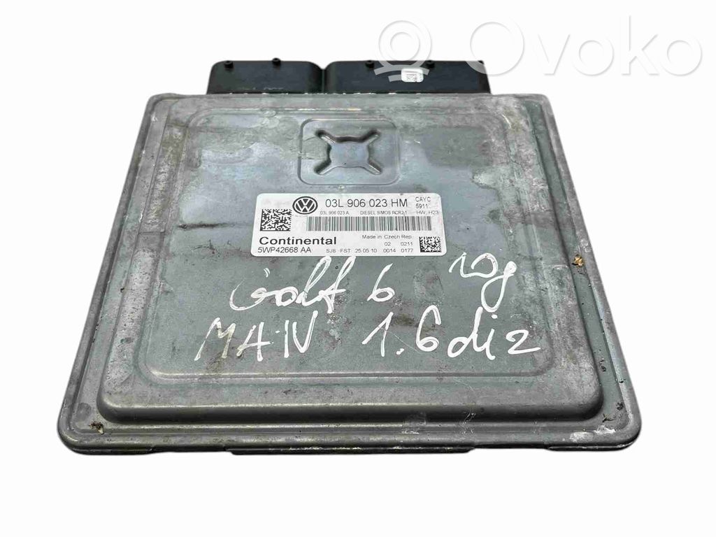 Volkswagen Golf VI Engine control unit/module 