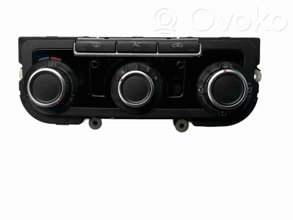 Volkswagen Golf VI Climate control unit 