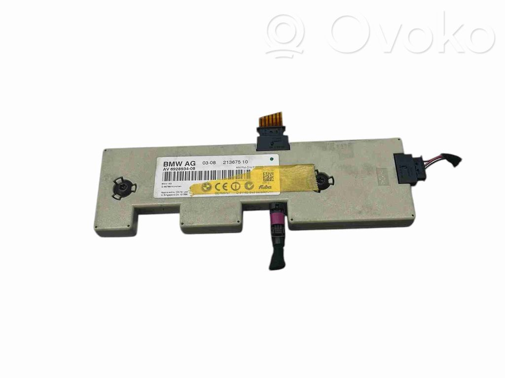 BMW 3 E92 E93 Aerial antenna amplifier 