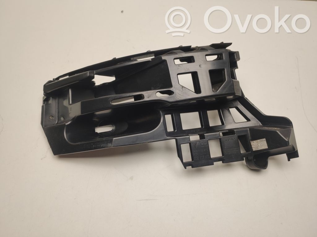 Porsche Macan (95B) Rear bumper mounting bracket 