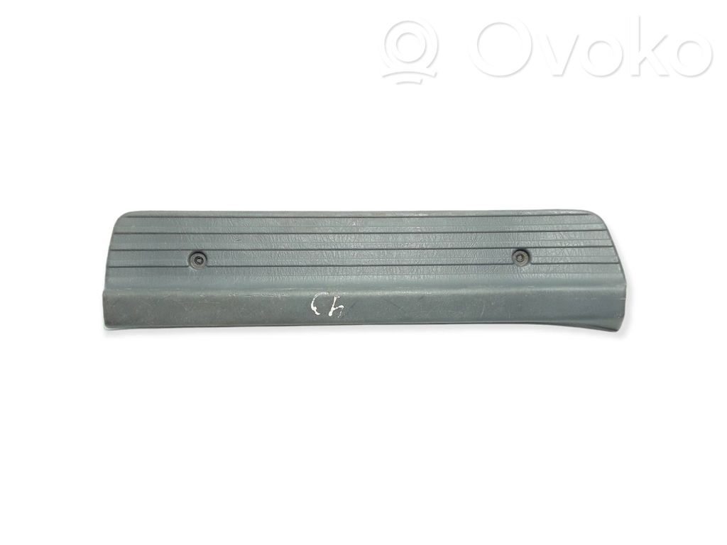 Toyota Land Cruiser (HDJ90) Front sill trim cover 