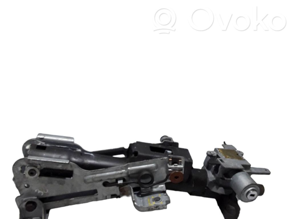 Volvo XC70 Steering wheel axle 