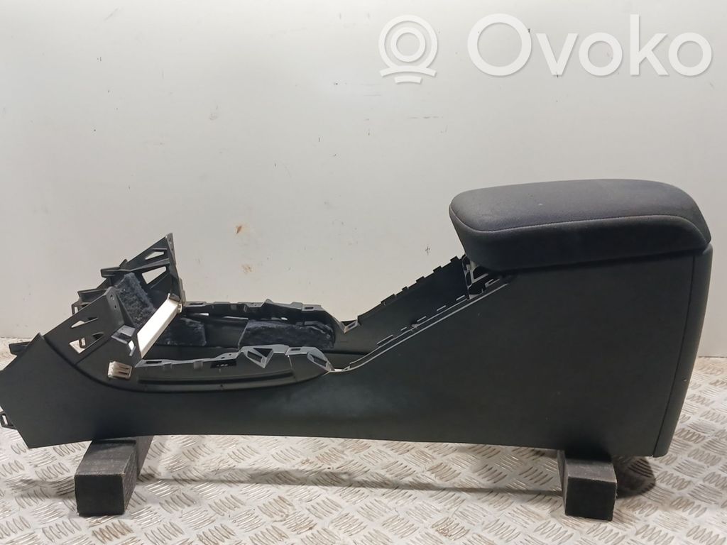 Toyota RAV 4 (XA30) Reposabrazos 