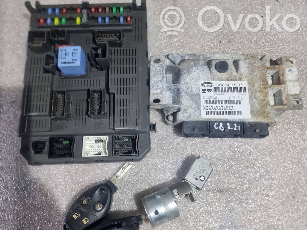 Citroen C8 Engine ECU kit and lock set 