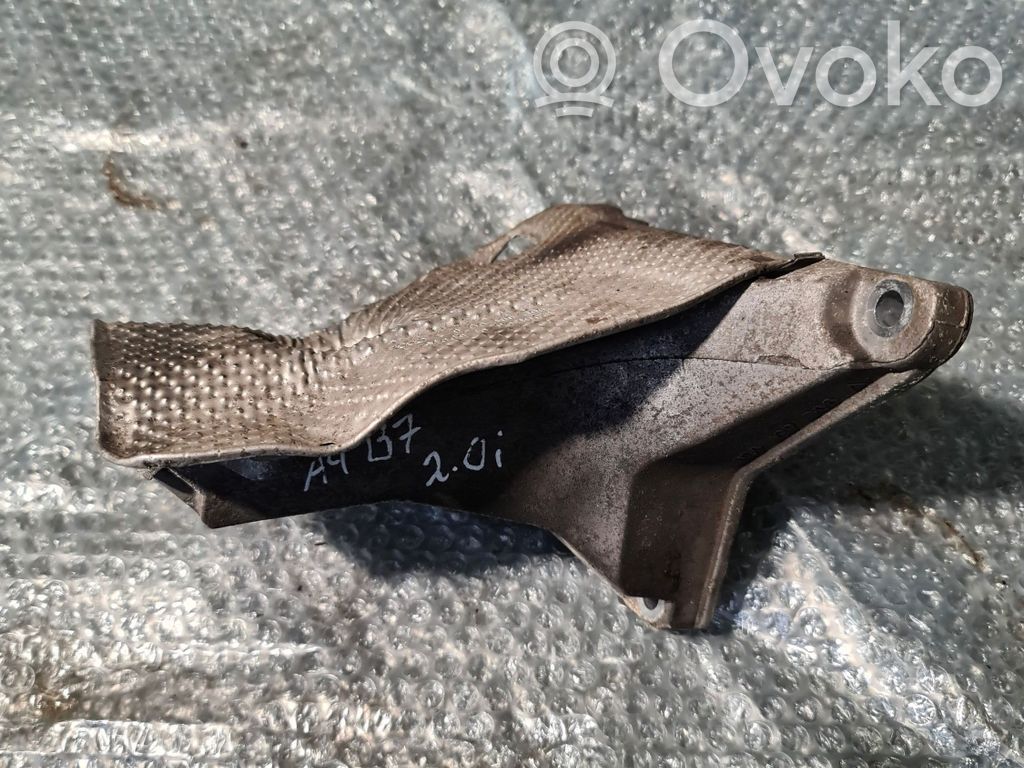 Audi A4 S4 B7 8E 8H Engine mounting bracket 
