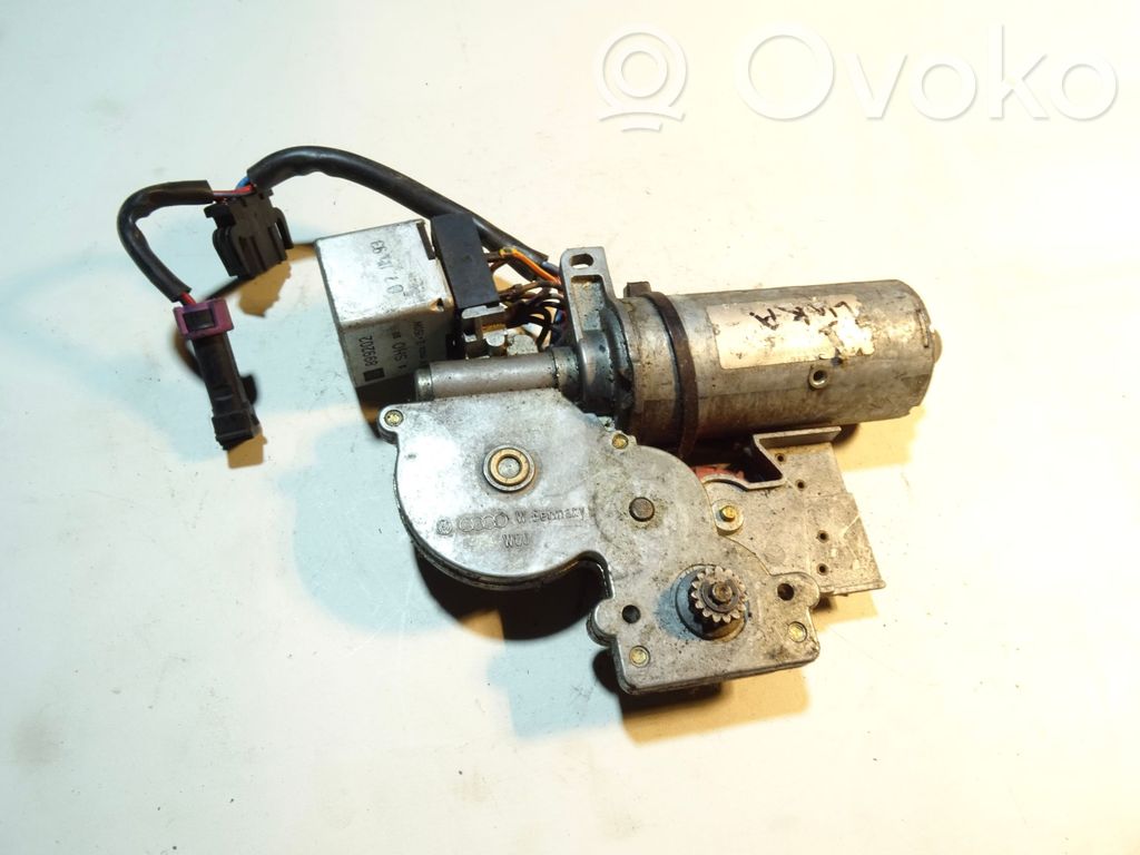 Audi 80 90 S2 B4 Takaoven ikkunan nostomoottori 