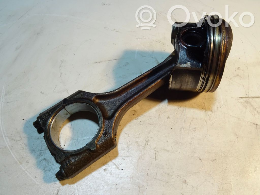 Audi A5 8T 8F Piston with connecting rod 