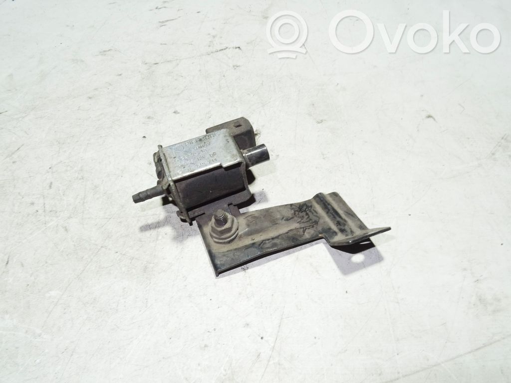 BMW X5 E53 Turbo solenoid valve 