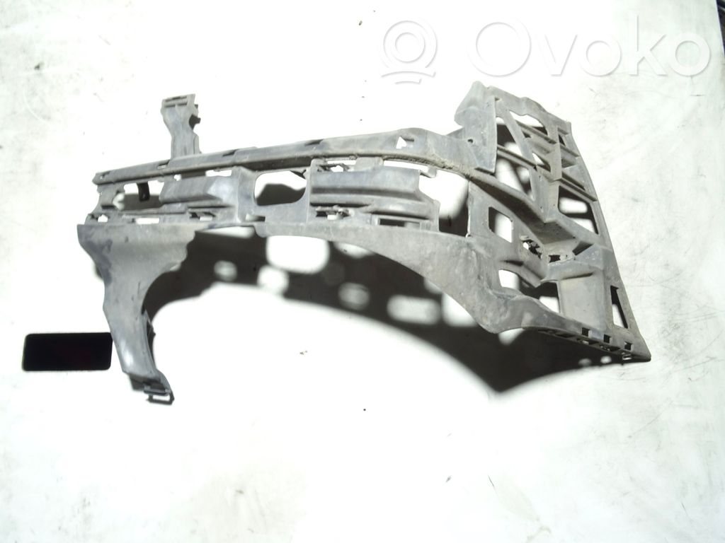 Mercedes-Benz E W211 Front bumper mounting bracket 