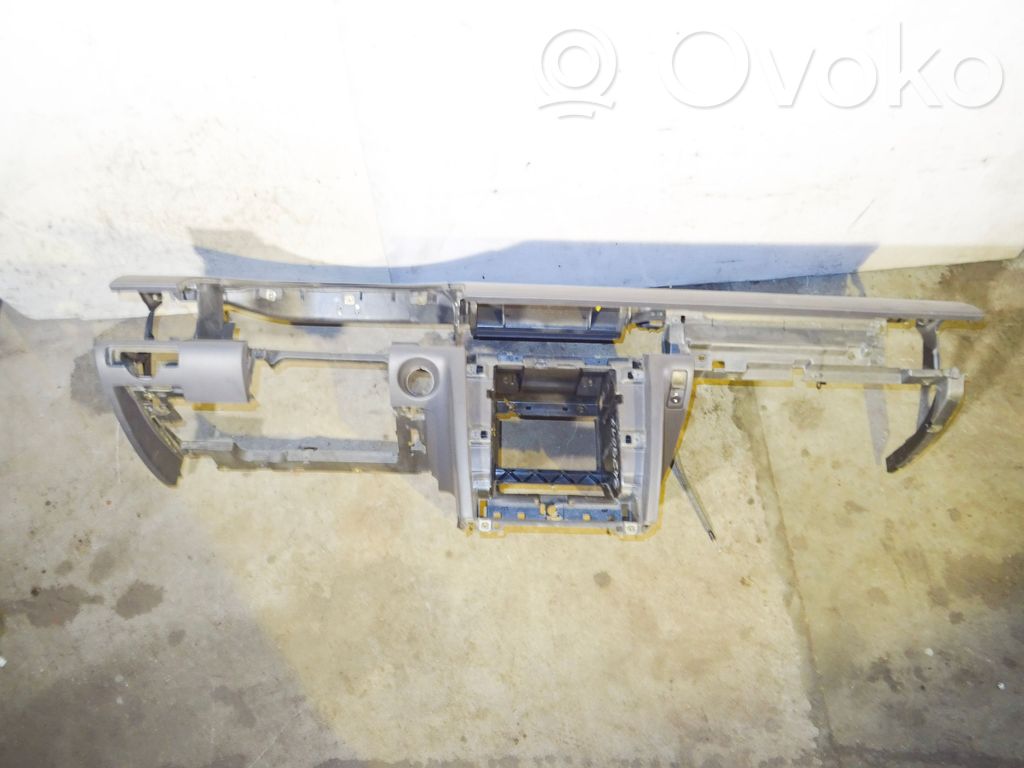 Volkswagen Phaeton Dashboard 