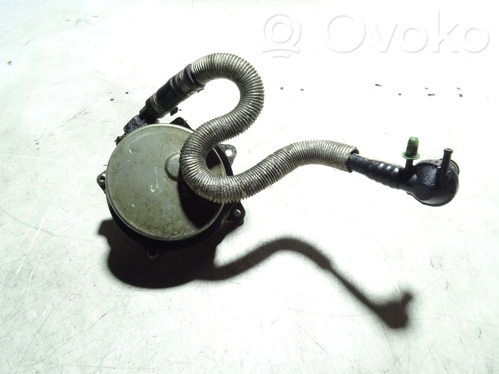 Audi A6 S6 C5 4B Alipainepumppu 