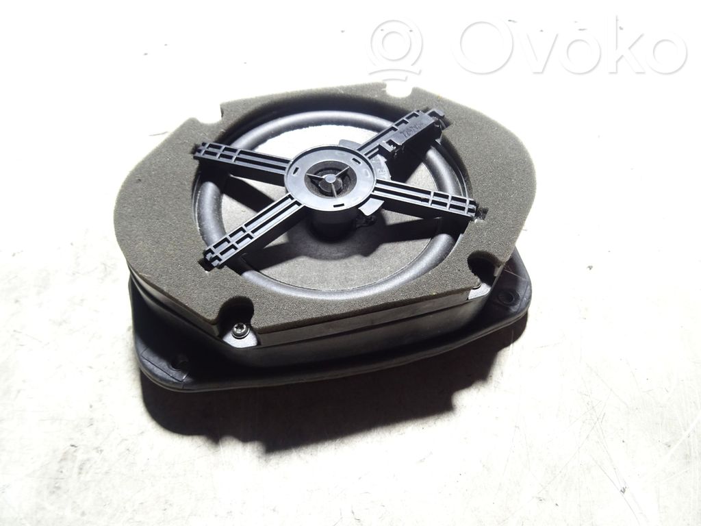 Jaguar S-Type Altavoz de la puerta trasera 