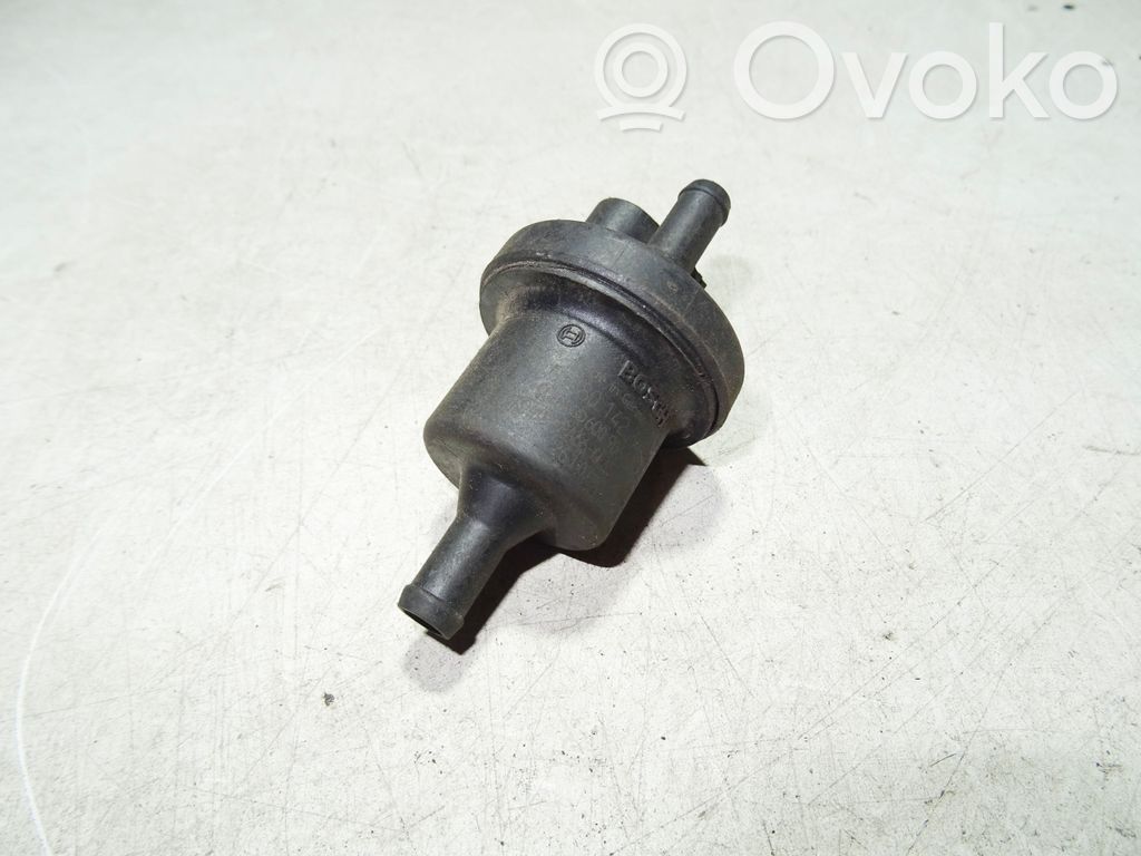 Audi A4 S4 B6 8E 8H Turbolader Druckwandler Magnetventil 