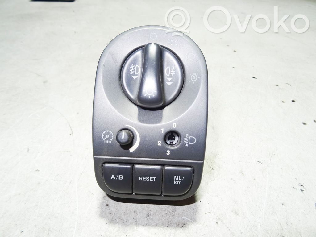 Jaguar X-Type Light switch 