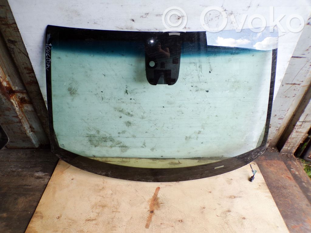 Hyundai Tucson TL Front windscreen/windshield window 