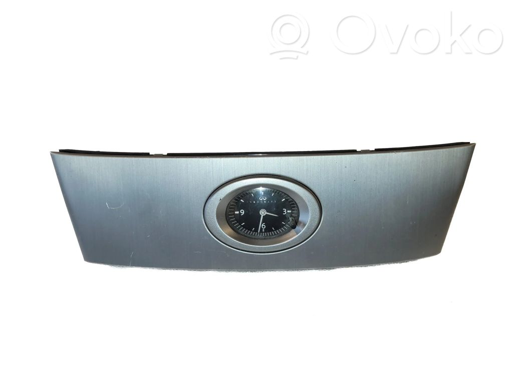 Infiniti FX Clock 