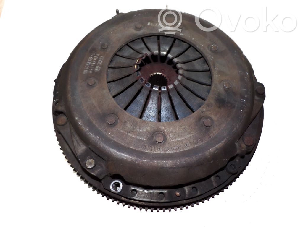 Audi 80 90 S2 B4 Sankabos komplektas 