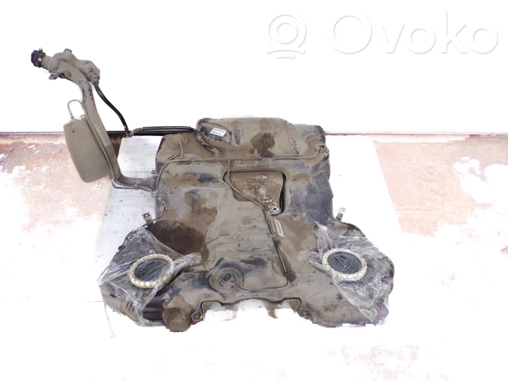 Audi A6 S6 C6 4F Polttoainesäiliö 