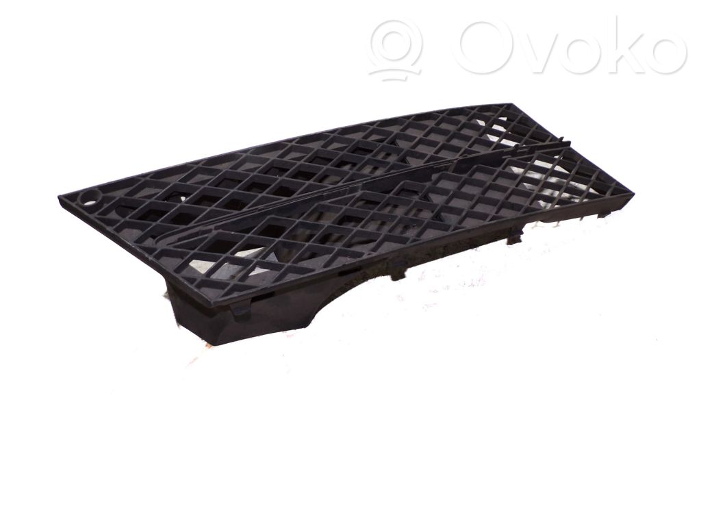 BMW 5 E60 E61 Front bumper lower grill 