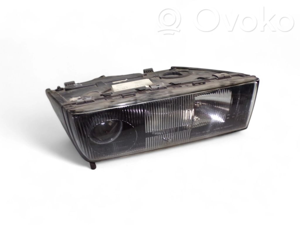 BMW 8 E31 Phare frontale 