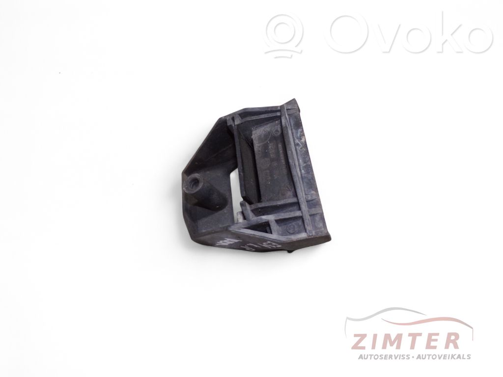 BMW 5 E39 Staffa di montaggio del radiatore 